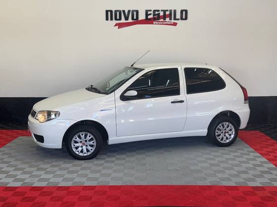 FIAT PALIO 1.0 MPI ELX 8V FLEX 2P MANUAL FIAT PALIO 1.0 MPI ELX 8V FLEX 2P MANUAL